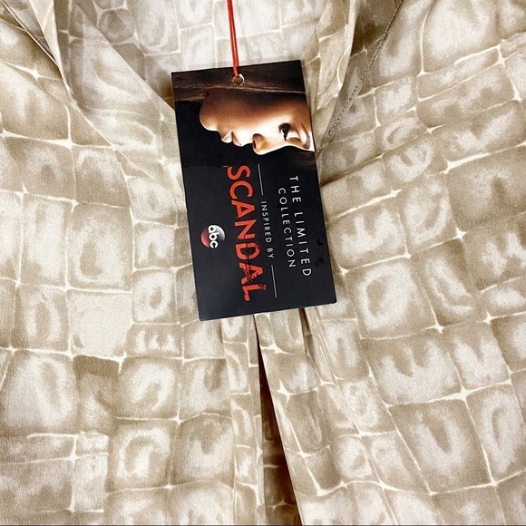 The‎ Limited Scandal Collection Blouse NWT - Picture 3 of 7